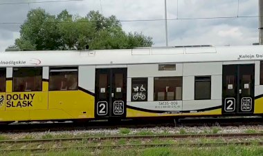 Польский рельсовый автобус SA135-006