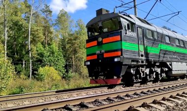 Приветливая бригада 2ТЭ116-1701" БТС"