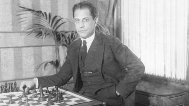 Как Капабланка играл в шахматы с политиками