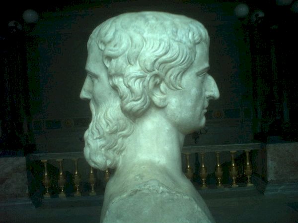 Двуликий Новый год