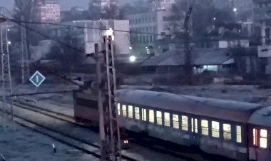 Искрение токоприёмника у электровоза