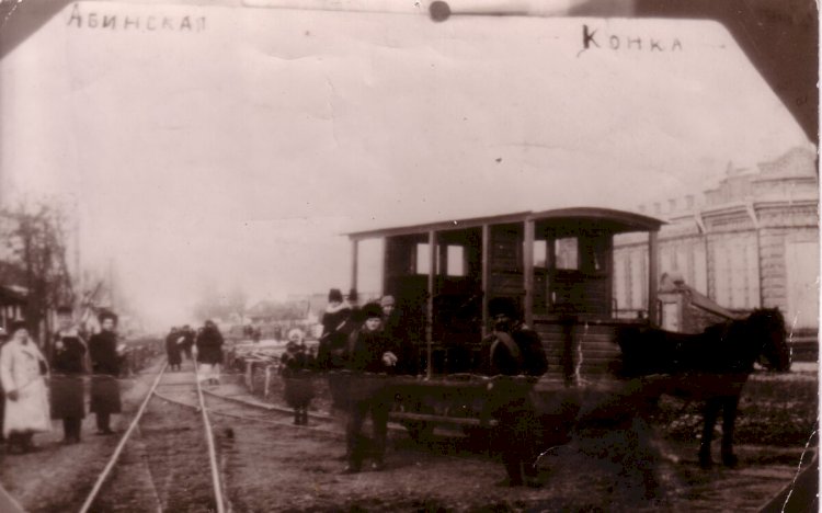 Как выглядела настоящая деревня с трамваями⁠