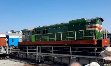 Музейный тепловоз T669.0539 на поворотном круге в Братиславе