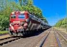 Перевозка машин. Электровоз Шкода 242 243-4 с вагонами автовозами