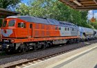 Тепловоз ТЭ109 ( 232 909 - 2) с хопперами