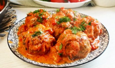 Кабачок фарш и томатная подлива - ммм-Вкуснятина ! Куриные котлеты с моцареллой в духовке