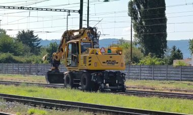 Экскаватор на комбинированном ходу